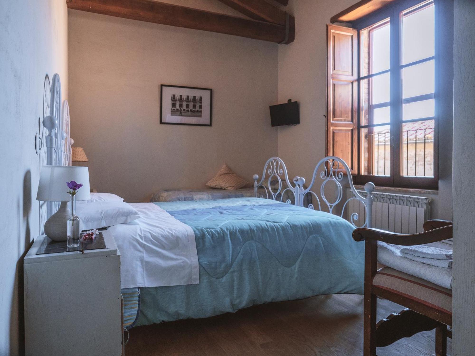 Abbazia Sette Frati Agriturismo Fratres Pietrafitta  Bilik gambar